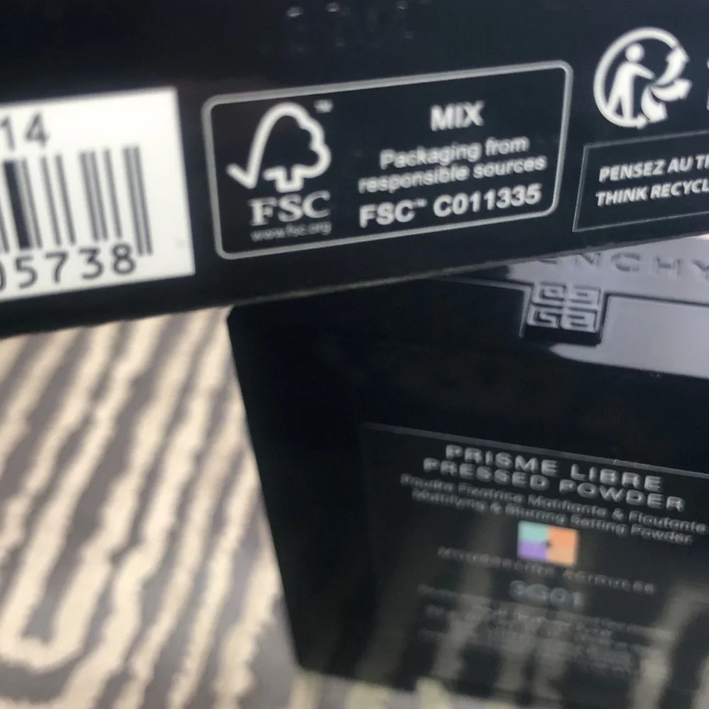 Givenchy prisme libre pressed powder just swatched like new with box
